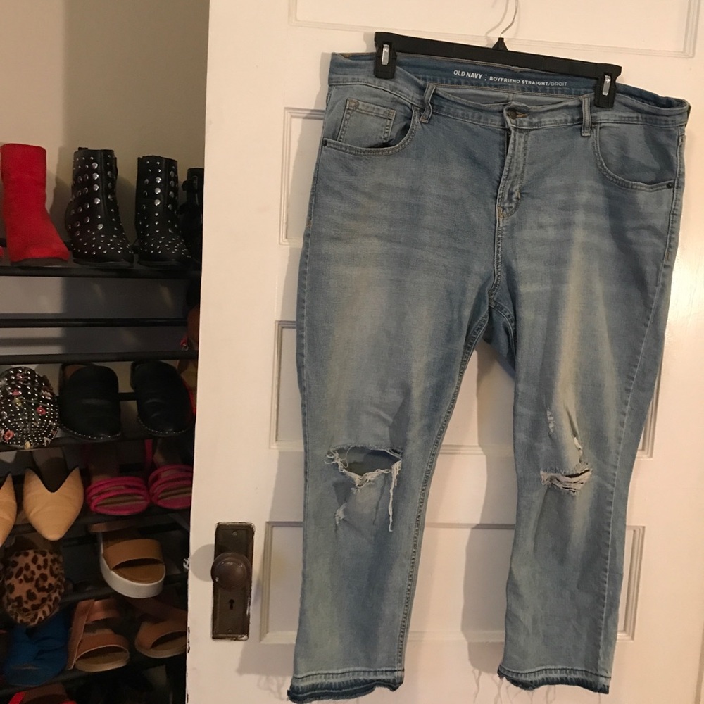 Old navy cropped, ripped jeans